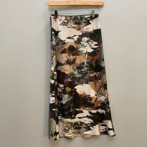 Aritzia Dresses & Skirts - Aritzia Wilfred Satin Midi Skirt Size 2